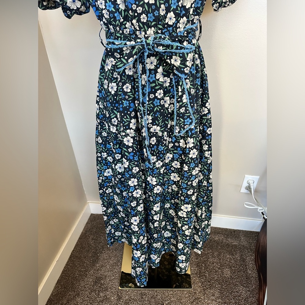 &merci Navy Blue Floral V-Neck Puff Sleeve Midi Dress Size Small - Picture 5 of 10
